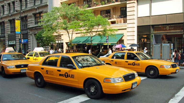 Effortless Leicester Airport Taxi Service—Reliable
