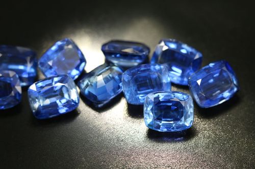 KYANITE gemstone