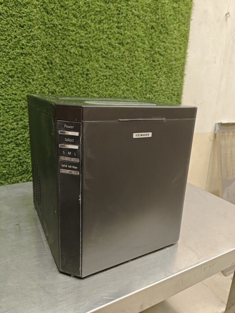 The Future of Ice Production: Bullet Ice Cube Machine The Future of Ice Production: Bullet Ice Cube Machine