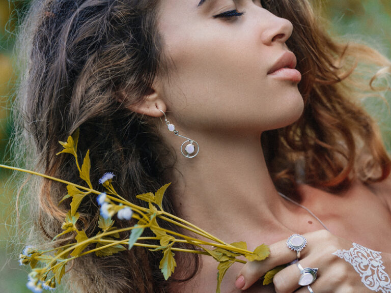 Eternal Grace: Captivating Blue Lace Agate Engagement Rings Collection