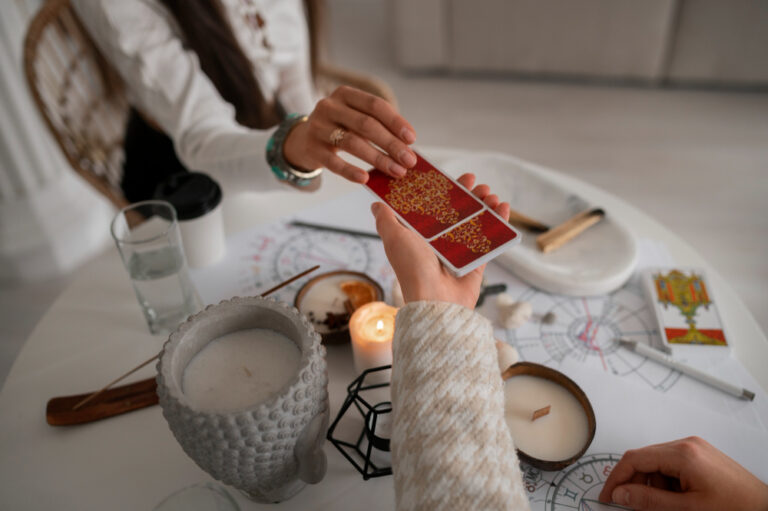 How do You Pick Yes or No in Tarot?