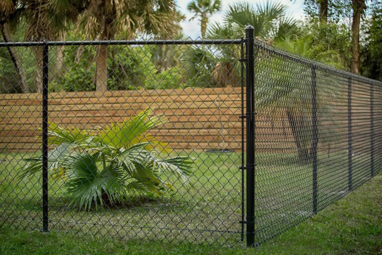 Residential vs. Commercial Chain Link Fences: Key Differences Residential vs. Commercial Chain Link Fences: Key Differences