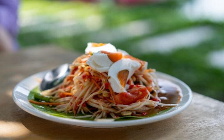 8 Delicious Street Foods You Must Try in Pattaya 8 Delicious Street Foods You Must Try in Pattaya