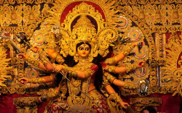 Experience Vibrant Festivals in India You Can’t Miss Experience Vibrant Festivals in India You Can’t Miss