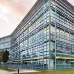 Benefits of Artificial Glass for Commercial Properties